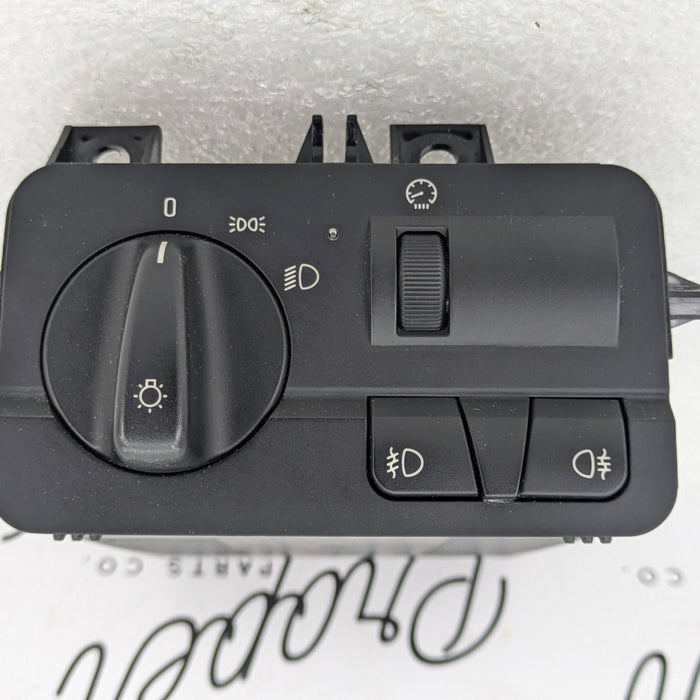 BMW E46 M3 330ci 328ci 325ci 323ci 320i Euro LCM Light Control Module Headlight Front & Rear Fog Light Switch Control Panel HW 15 SW 3.01 6919832