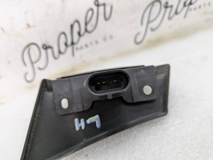 Chevrolet C7 Corvette Stingray Z51 Left/Driver Side Exterior Door Latch Release Button Switch & Trim 10446243