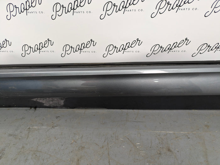 2021 Volvo V60 T6 R-Design Right/Passenger Side Skirt Osmium Gray Metallic (714) 31448912