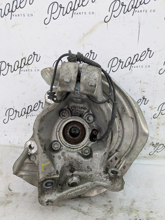 BMW F22 F23 228xi M235xi 230xi M240xi AWD Left/Driver Side Front Knuckle 6853819/6873417