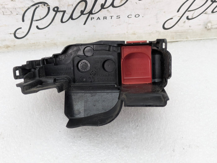 BMW G20 G22 G23 G26 330ix M340ix 330ex Fuse/Battery Junction Box Cover Panel 8793045
