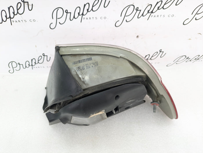 BMW E46 M3 330ci 325ci LCI Convertible Left Clear LED Outside Turn Signal Tail Light 6937453