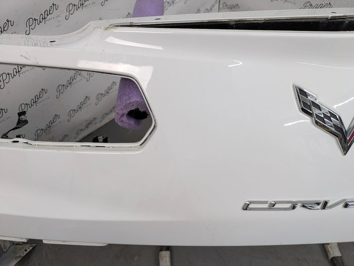 Chevrolet C7 Corvette Stingray Upper Rear Bumper Cover Arctic White (G8G) 84139444/84411653 *DAMAGED*