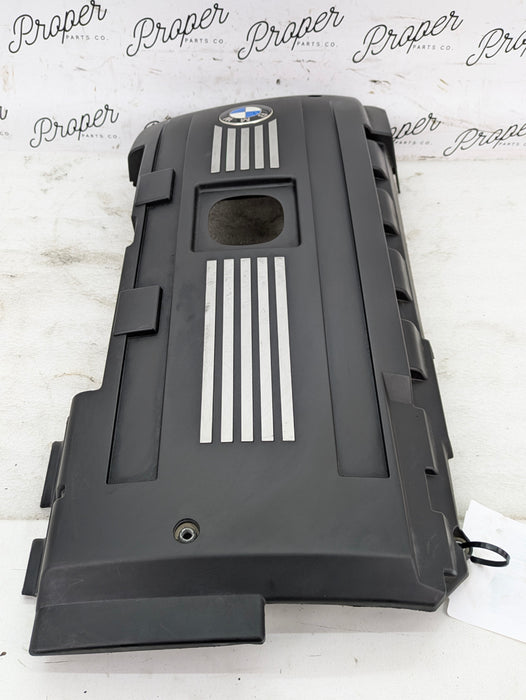 BMW E82 E88 E90 E92 E93 335is 335xi 335i N54 Engine Coil Pack Cylinder Head Cover Trim 11127575036 *Damaged*