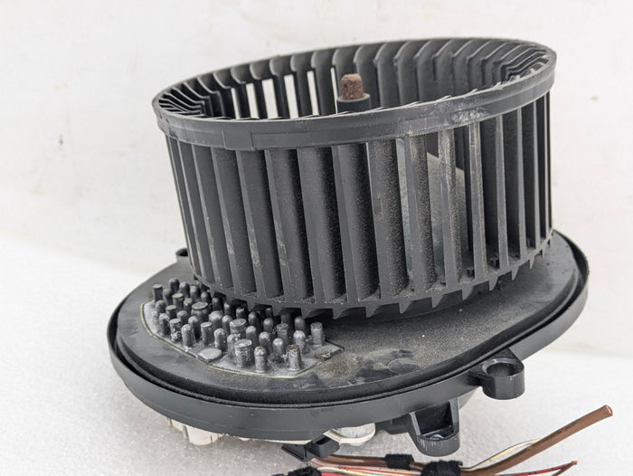 BMW F30 F31 F32 F33 F34 F36 3 & 4 Series Blower Motor & Resistor 9270254
