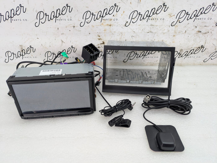 Porsche 996.2 911 Carrera 4 Kenwood eXcelon 6.95