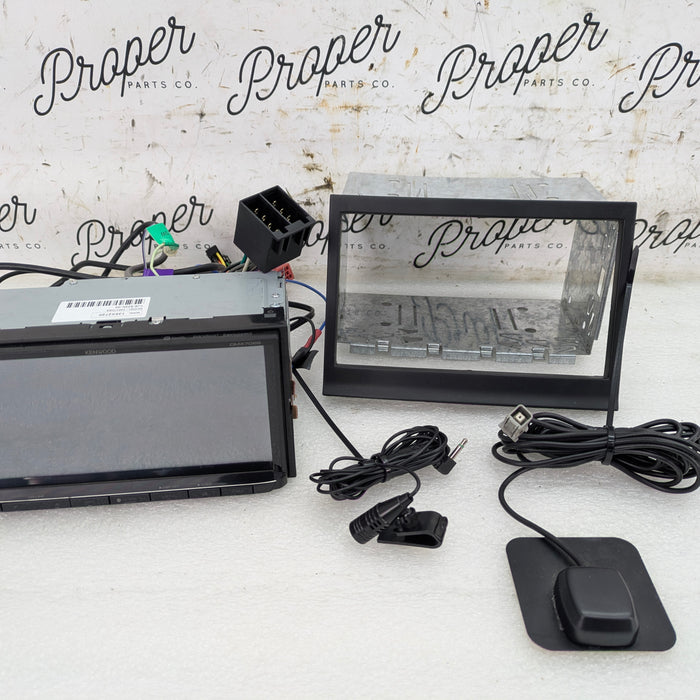 Porsche 996.2 911 Carrera 4 Kenwood eXcelon 6.95