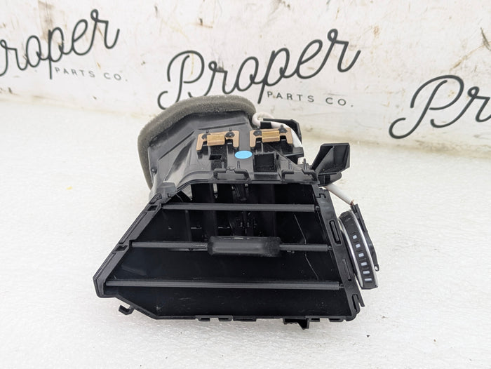 BMW G22 G23 G20 G26 430ix 330ix 330ex Right/Passenger Side Dashboard Air Vent 6848618