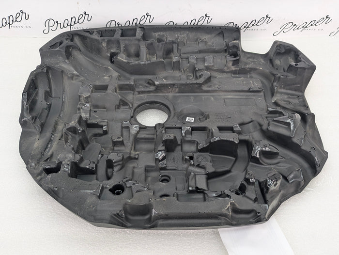 2021 Volvo V60 T6 R-Design Engine Motor Cover 31657646