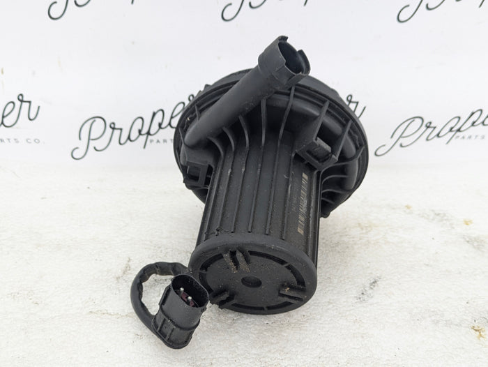 BMW E60 E61 M5/E63 E64 M6 S85 Engine Secondary Air Injection Pump/SAP 7571589