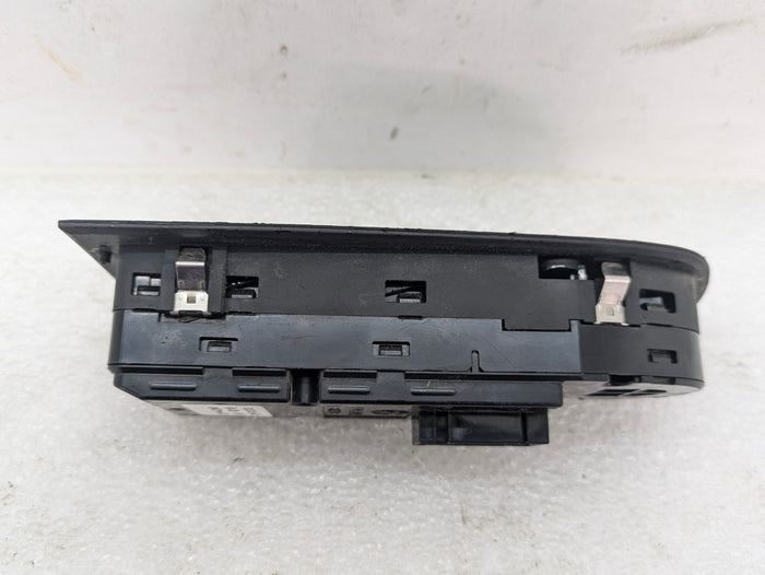 BMW E91 E90 3 Series Left/Driver Side Front Master Window Switch 9132131