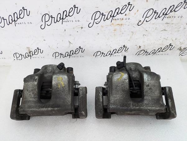2004 BMW E85 Z4 3.0 Front Left & Right Caliper Set Pair