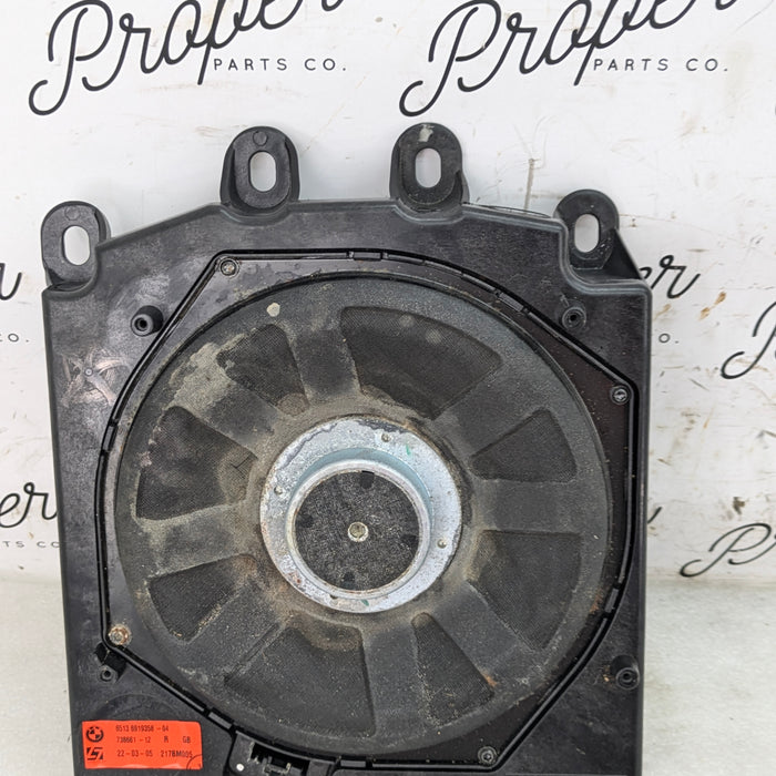 BMW E60 E61 530xi M5 550i 545i L7 Logic 7 Right Subwoofer Speaker 6919358