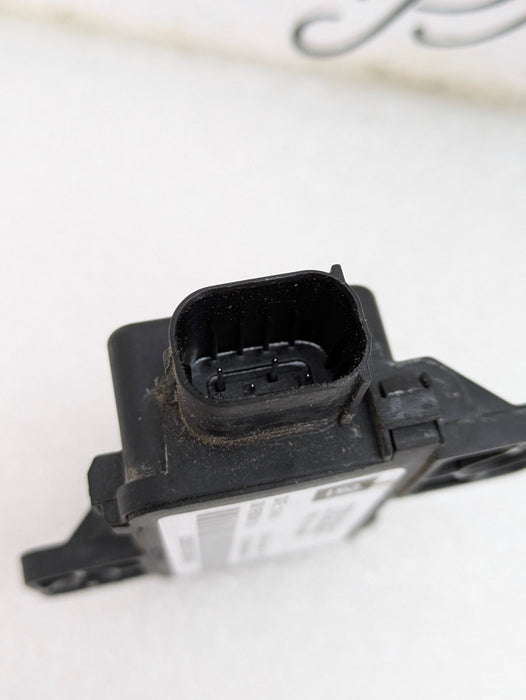 Chevrolet C7 Corvette Stingray Z51 Tire Pressure Monitoring System/TPMS Sensor Module 22923527