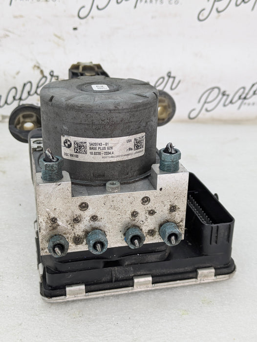 BMW G20 330ix Anti-Lock Brake/ABS DSC Pump Module 5A2D743/5A2D744/6875977