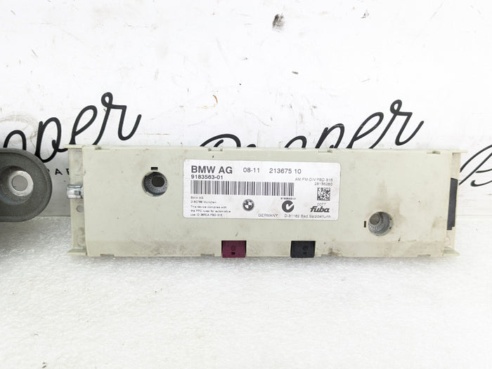 BMW E61 530xi Antenna Amplifier Control Module Set Of 2 6935024/6935024