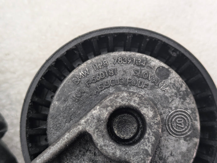 BMW E60 E61 M5 E63 E64 M6 S85 Water Pump & Air Conditioning Belt Tensioner Handle Pulley Set 7839133/7839135