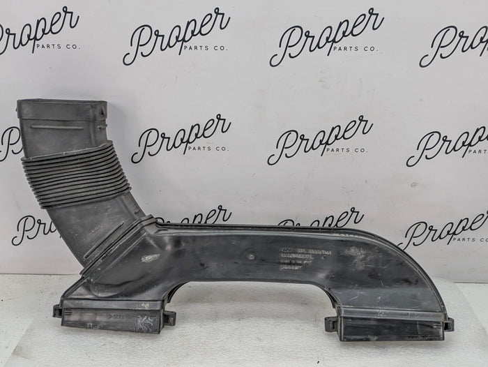 BMW E82 E88 135i N55 Engine Air Intake Duct Snorkel Inlet 7599283