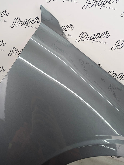 2021 Volvo V60 T6 R-Design Front Right/Passenger Side Fender Osmium Gray Metallic (714)