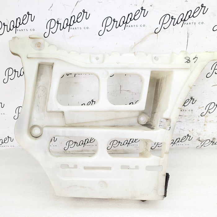 BMW E90 335xi 330xi 328xi 325xi 323i M Sport Right/Passenger Side Rear Bumper Bracket 7906506