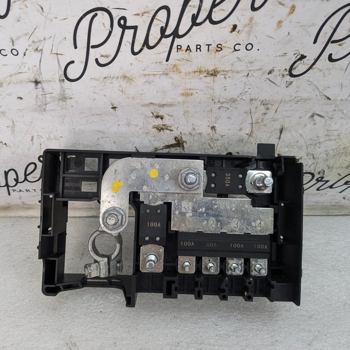 Chevrolet C7 Corvette Stingray Z51 Positive Battery Terminal Junction Fuse Block 84314829