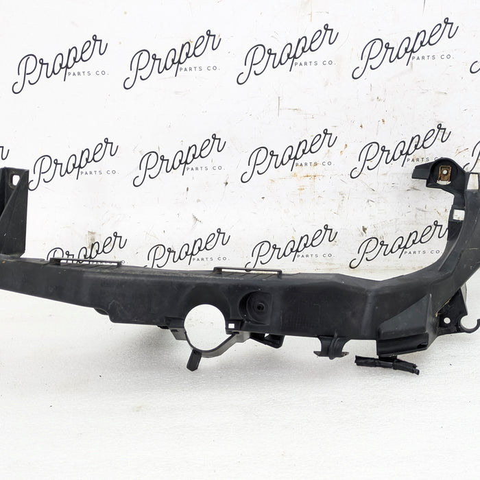 BMW E90 E91 325xi 335xi 330xi 328xi 323i Pre-LCI Left/Driver Side Headlight Mounting Bracket 7116707