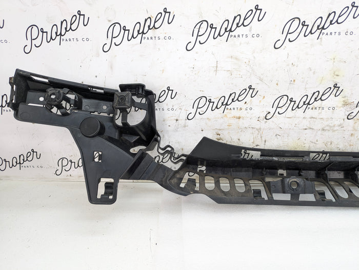 BMW F36 F32 F33 440xi 430xi 435xi 428xi Rear Bumper Center Support Mounting Bracket 7432637