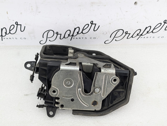 BMW M2 M3 M4 M5 X3 X4 X5 Front Right Door Lock Actuator 7167074 / 51217202146