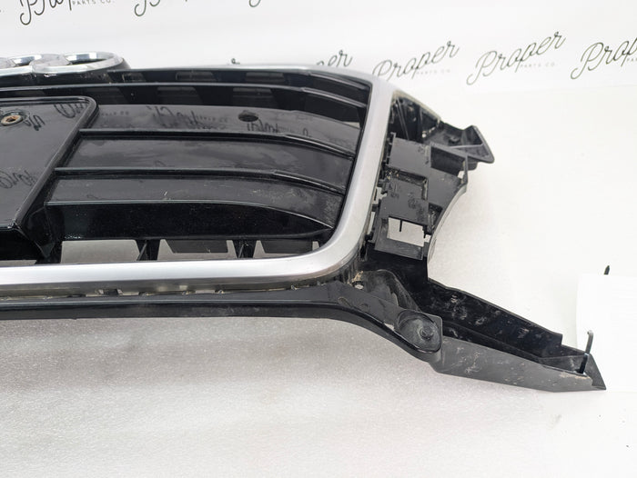 2016-2018 Audi 8U Q3 Facelift Front Center Bumper Grille Black & Chrome 8U0853653M