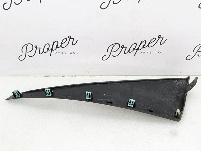 Chevrolet C7 Corvette Stingray Rear Left/Driver Side Splash Shield Wheel Arch Molding Trim 23489904