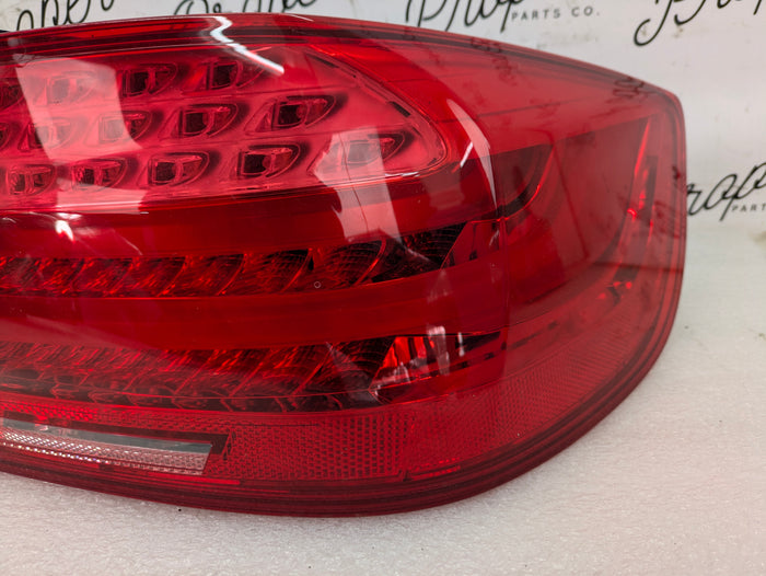 BMW E92 335xi 328xi M3 3 Series LCI Right/Passenger Side Outer LED Tail Light 7251960