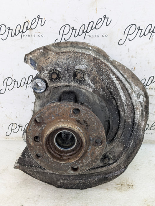 BMW F22 F23 228xi M235xi 230xi M240xi AWD Right/Passenger Side Front Knuckle 6853820/6873418