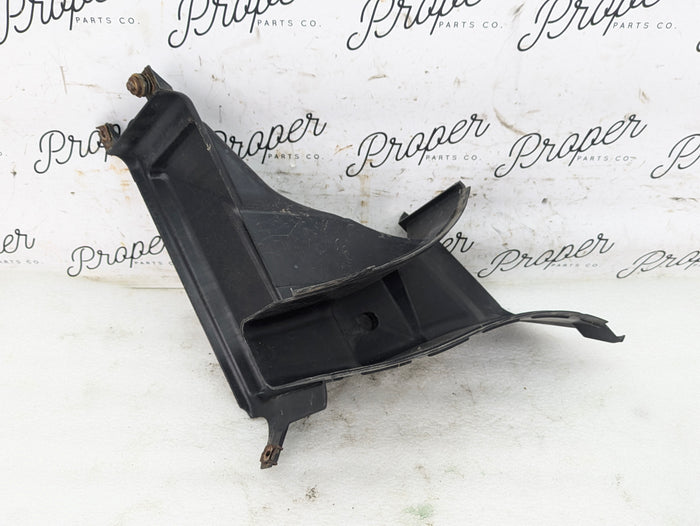 BMW E90 335xi 335i LCI M Sport Right/Passenger Side Front Brake Air Duct 7891384