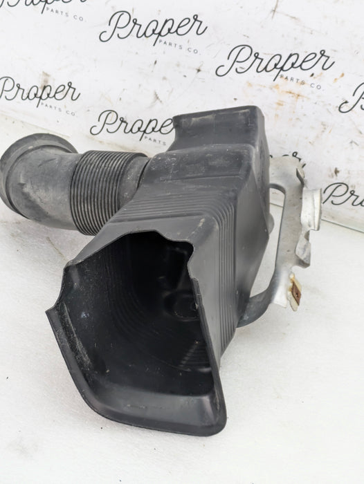 BMW E46 M3 Front Right Caliper Cooling Air Duct  7892785