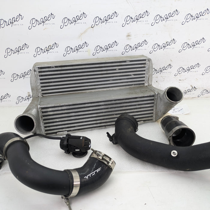 BMW E90 E92 E93 335xi 335i VRSF 1000whp 7.5″ Stepped Race Intercooler Charge Pipes & HKS BOV Kit 10903050