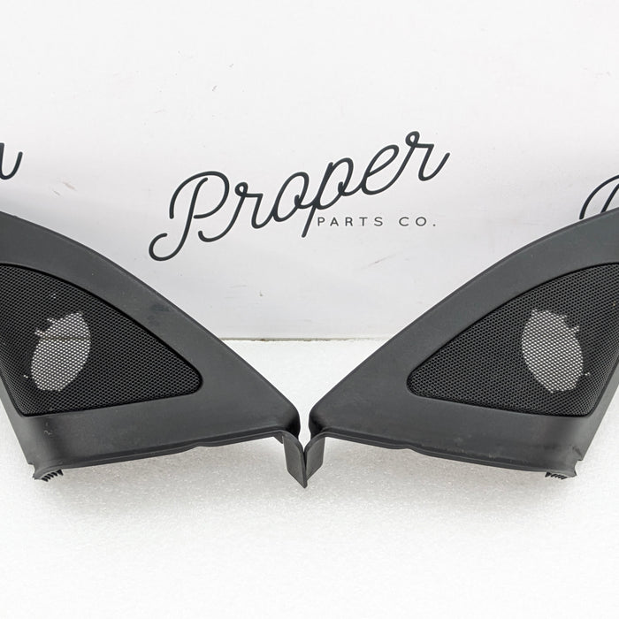 BMW E88 E82 135i 128i Left/Right Door Hifi Tweeter Speaker Trim Set Pair 51337199597/51337199598