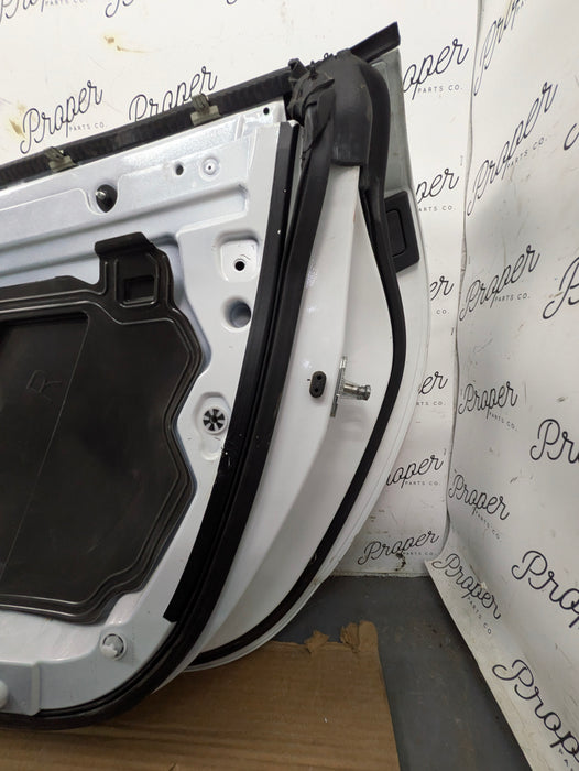 Chevrolet C7 Corvette Stingray Right/Passenger Side Door Arctic White (G8G) 23462076 *DAMAGED*