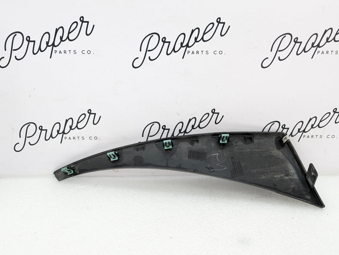 Chevrolet C7 Corvette Stingray Rear Right/Passenger Side Splash Shield Wheel Arch Molding Trim 23489905
