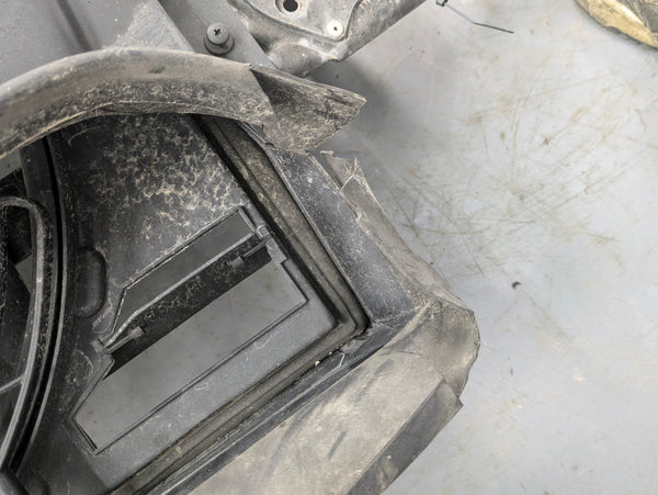 E46 330Ci 328Ci 323Ci 325Ci Front Radiator Support Shroud Panel & Air Conditioning A/C Pusher Fan 51717111691  *Damage*