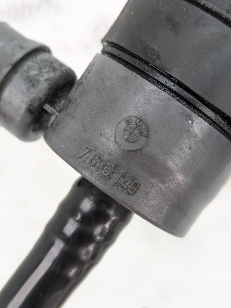 BMW E92 335xi N55 Fuel Tank Ventilation Valve Pipe Breather 7636149