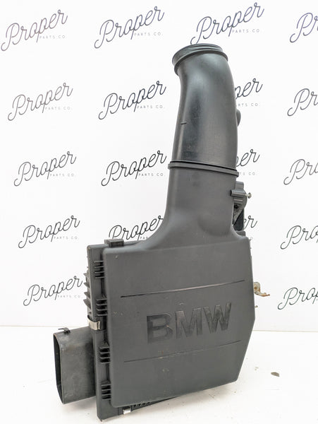 BMW E90 E92 E93 335xi 335i E88 E82 135i N55 Engine Intake Air Box Filter Housing 7599284