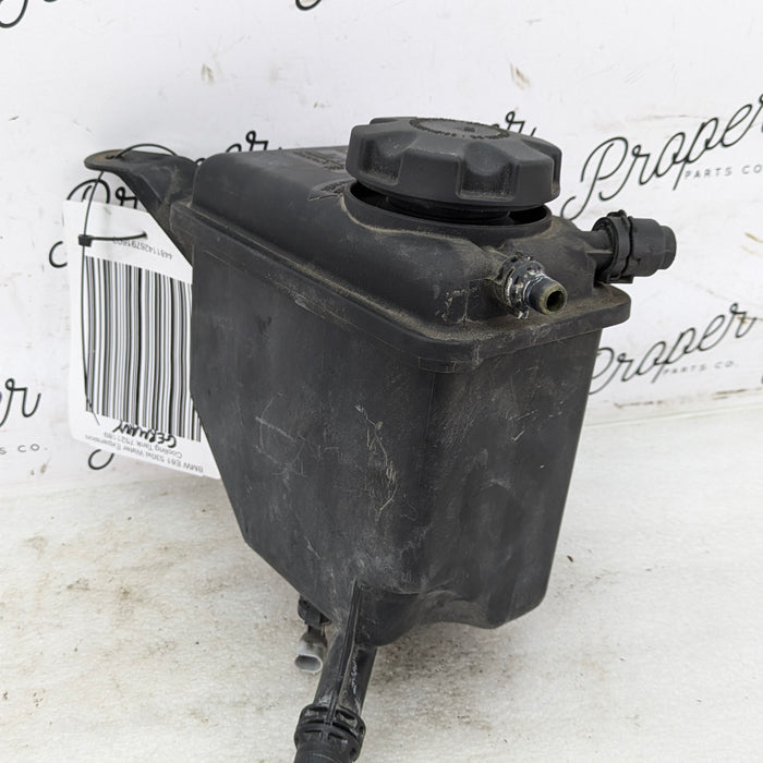 BMW E60 E61 525xi 530xi 535xi Coolant Expansion Cooling Tank Resevoir 7521189
