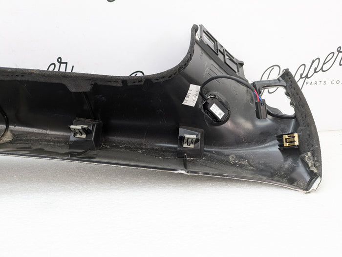 Chevrolet C7 Corvette Stingray Left/Driver Side Suede A-Pillar Interior Trim  941145AB/15241529 *DAMAGED*