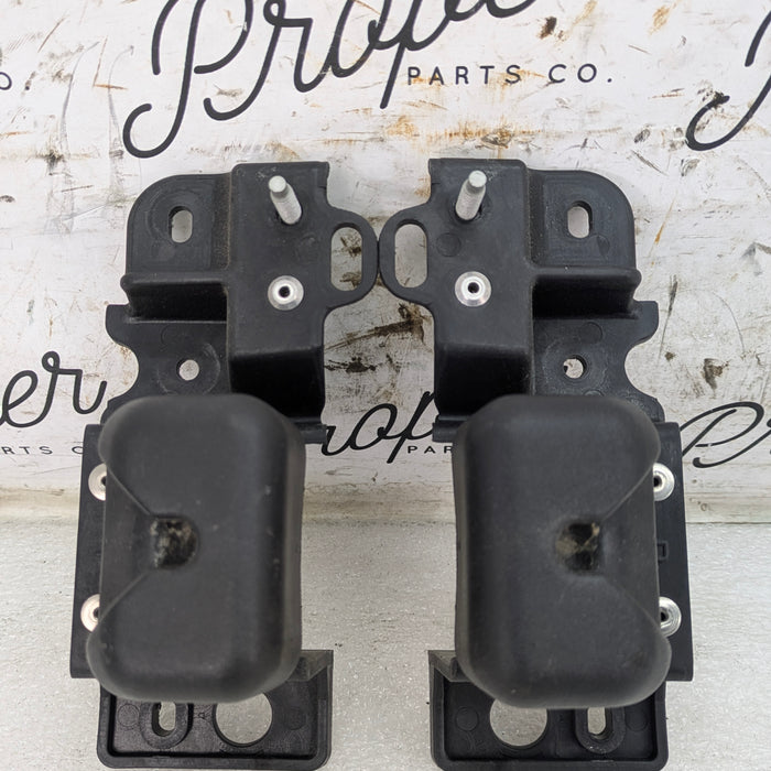 Chevrolet C7 Corvette Stingray Z51 Targa Top Roof Trunk Storage Bracket Set 23121283/23121286
