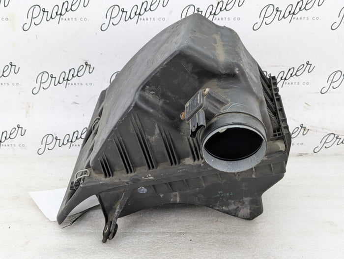 BMW E60 E61 530xi Air Cleaner Intake Filter Box Mass Air Flow Sensor 7537667