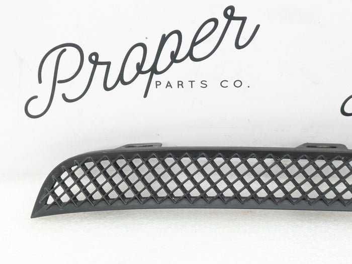 Chevrolet C7 Corvette Stingray Right/Passenger Side Rear Bumper Grille Vent 22799216