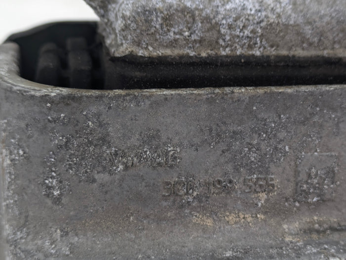 2016-2018 Audi 8U Q3 Engine Transmission Mount & Dogbone Support Set 6N0199262K/3C0199555/3C0199855M