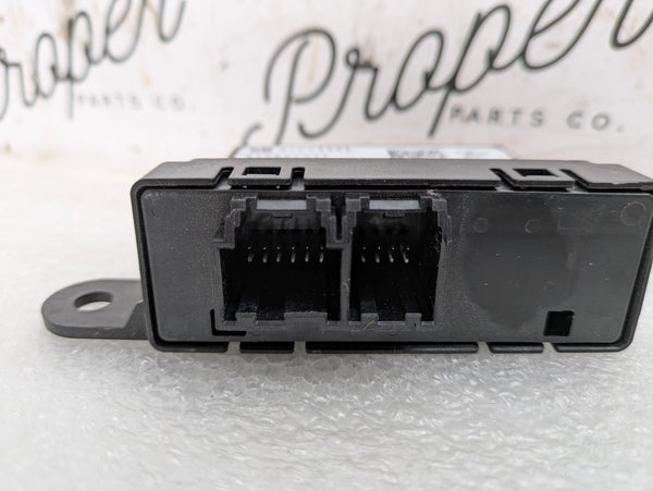 2018 Chevrolet 6th Gen Camaro 2SS Rear Parking Assist Control Module 84231141