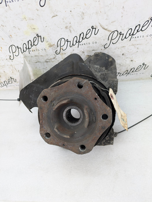 Porsche 986 BOXSTER 2.7L REAR RIGHT SPINDLE 996341657