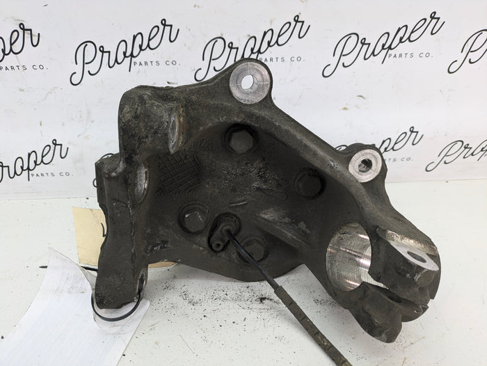 BMW E82 E88 E90 E91 E92 E93 135i 335i 328i RWD Front Left Hub Knuckle Spindle 6793923